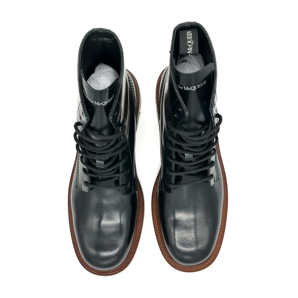 ALEXANDER MCQUEEN patent-leather lace up boots - Picture 5 of 6